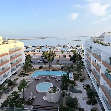 Appartamento Waterfront Luxury & Heated Rooftop Pool Olhão